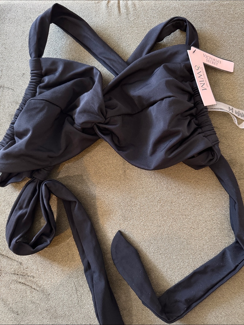 Victoria's Secret Twist Bandeau Bikini Top - Picture 3 of 3